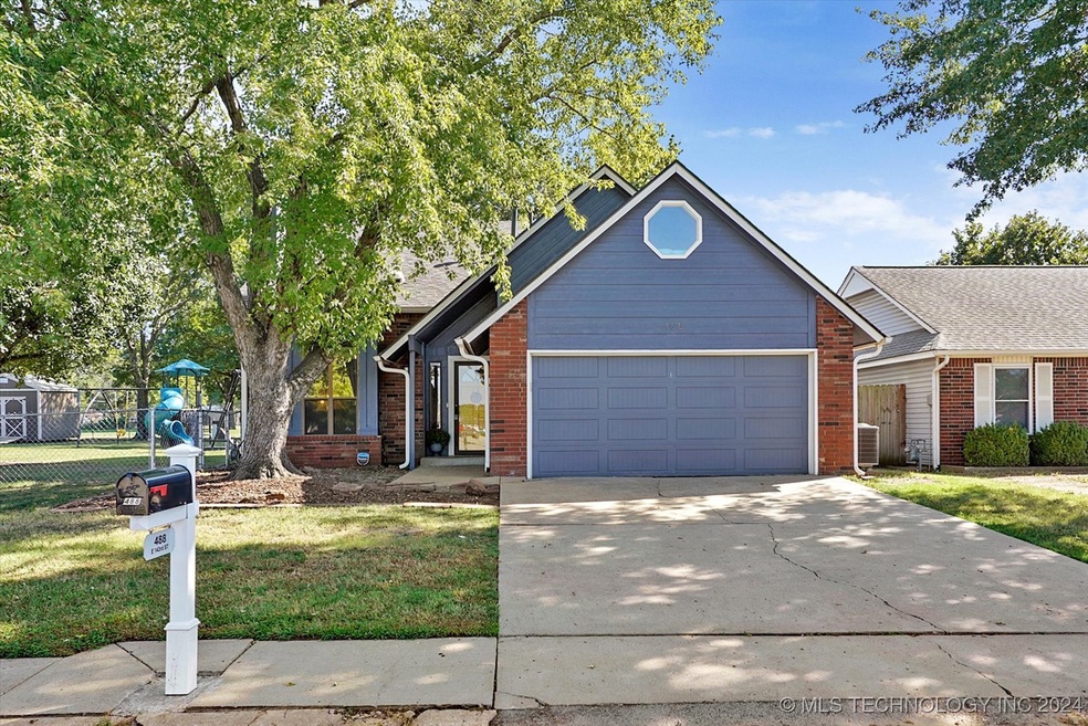 488 E 143rd St, Glenpool, OK 74033 - photo 1