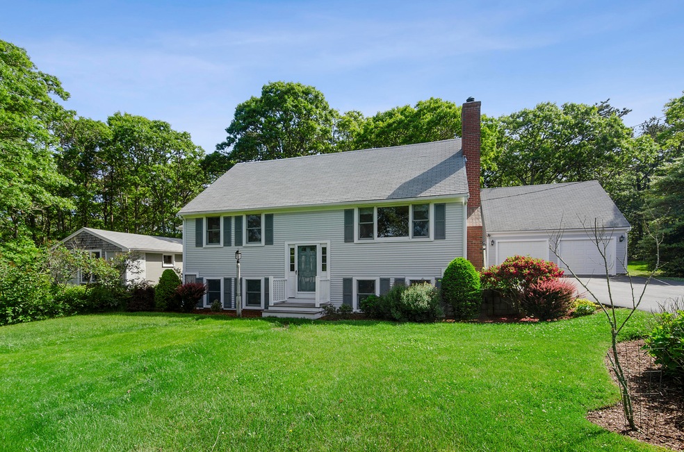 262 Setucket Rd, Yarmouth Port, MA 02675 - photo 1