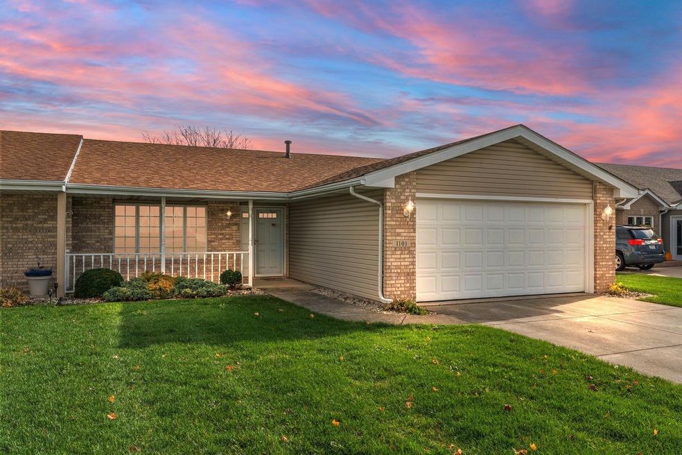 1101 Cambridge Ln, Dyer, IN 46311 - photo 1