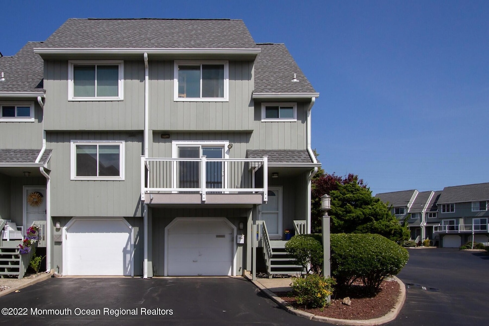 Welcome Home! 5 Island View Way