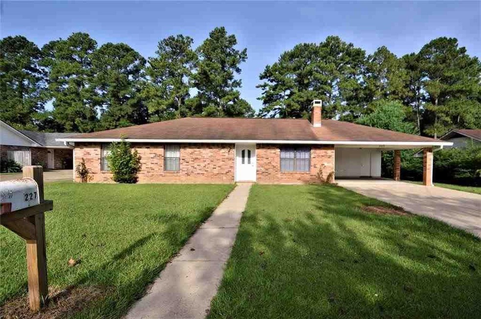 227 Twin Oaks Rd W, Pineville, LA 71360 - photo 1