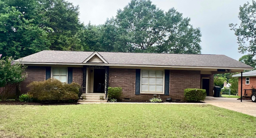 1823 James St, Jonesboro, AR 72401 - photo 1