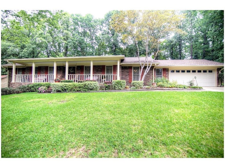 Well maintained 4 sided brick ranch on a full base