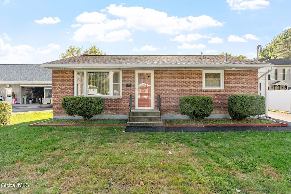 Pending $269,900 • Co-Listing Agent