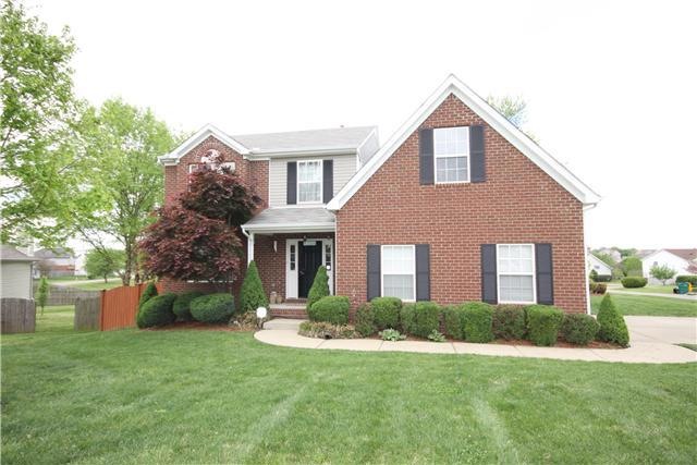 BEAUTIFULLY LANDSCAPED AND WELL MANICURED YARD TO PRACTICE RUNNING BAREFOOT THROUGH THE GRASS. FRONT AND BACK YARDS HAVE IRRIGATION SYSTEM WITH SEPARATE METER.