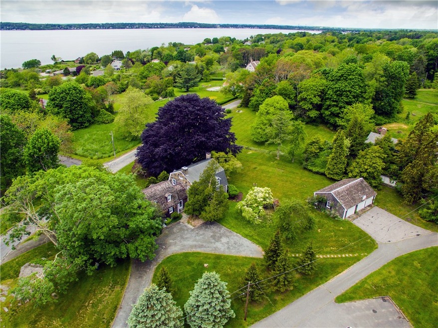 123 Indian Point Rd, Tiverton, RI 02878 - photo 1