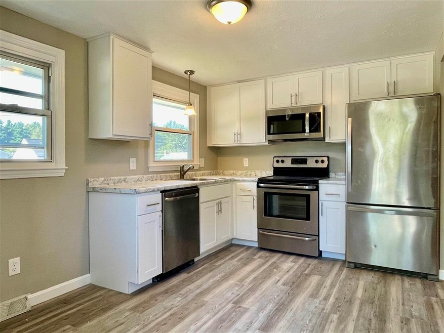 17 Valhalla Dr, Nashua, NH 03062 - photo 1