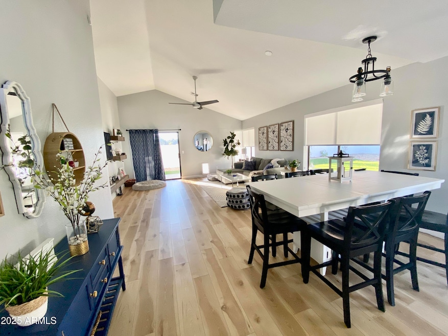 19040 N 32nd Way, Phoenix, AZ 85050 - photo 1