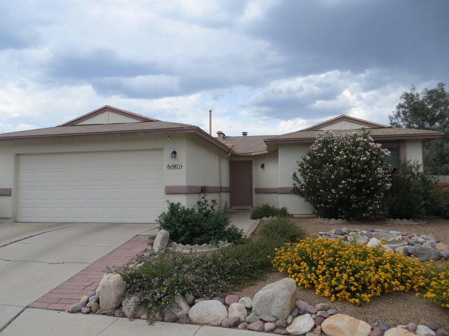 5871 N Troutbrook Place, Tucson, AZ 85741 - photo 1