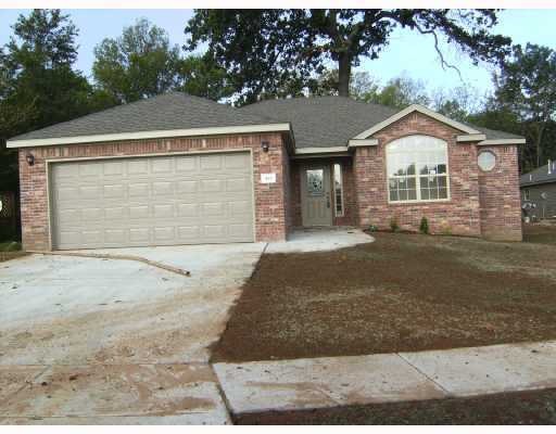 1822 S C St, Rogers, AR 72756 - photo 1