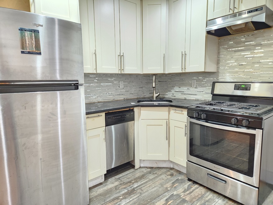 4300 Broadway unit 1-B, New York, NY 10033 - photo 1