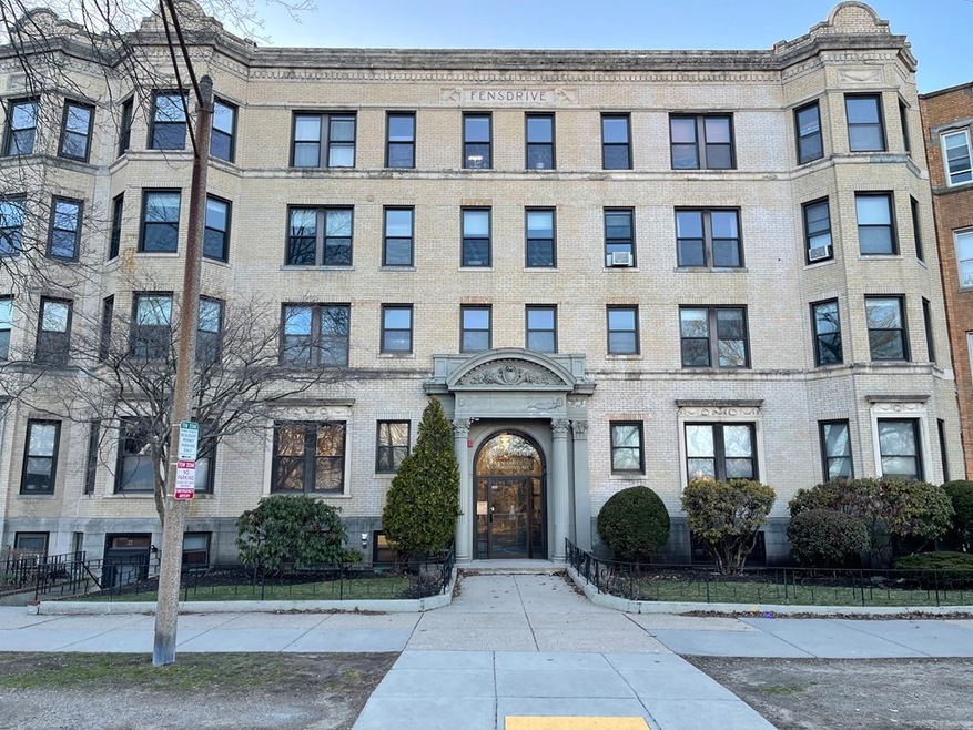 61 Park Dr unit 7, Boston, MA 02215 - photo 1