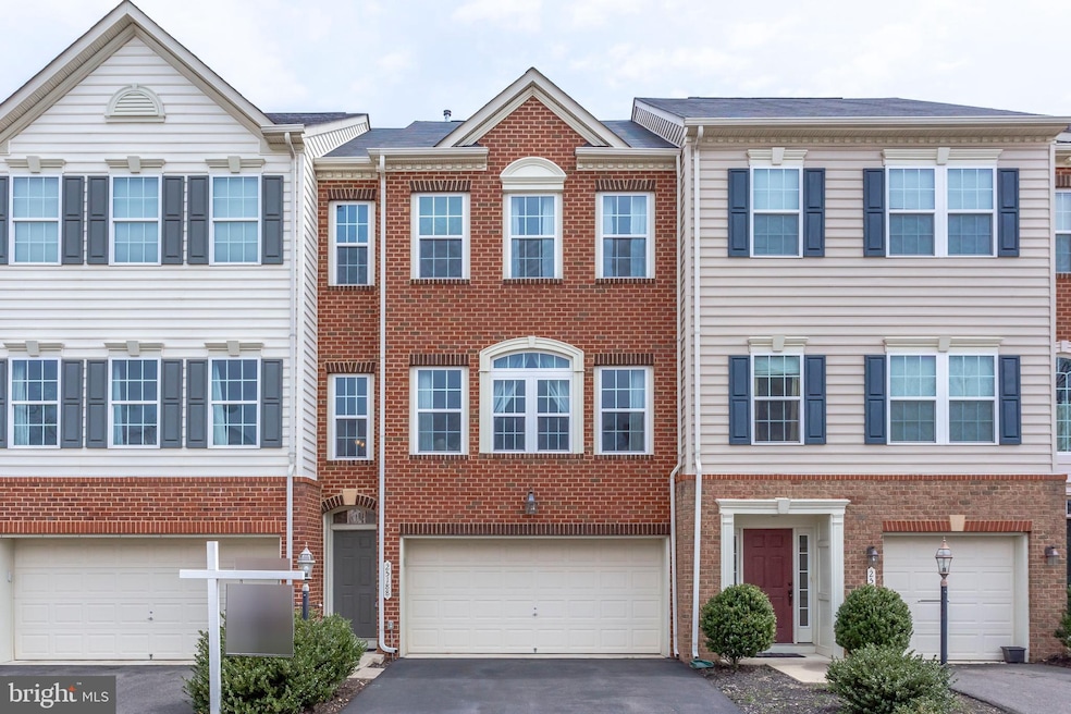25188 Ship Square, Chantilly, VA 20152 - photo 1