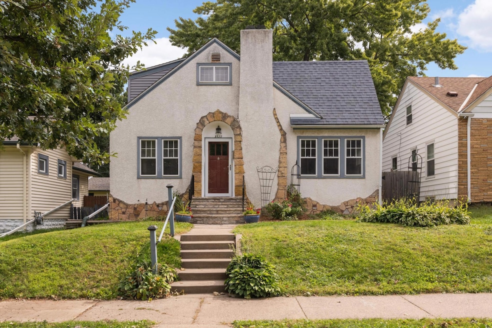 3322 Washburn Ave N, Minneapolis, MN 55412 - photo 1