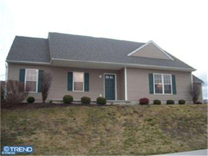 120 W Harmony Dr unit 109, Pottstown, PA 19464 - photo 1