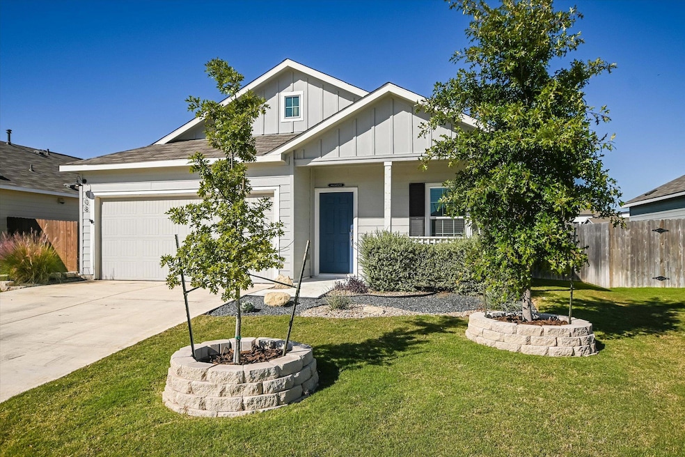 For Rent $1,900/month