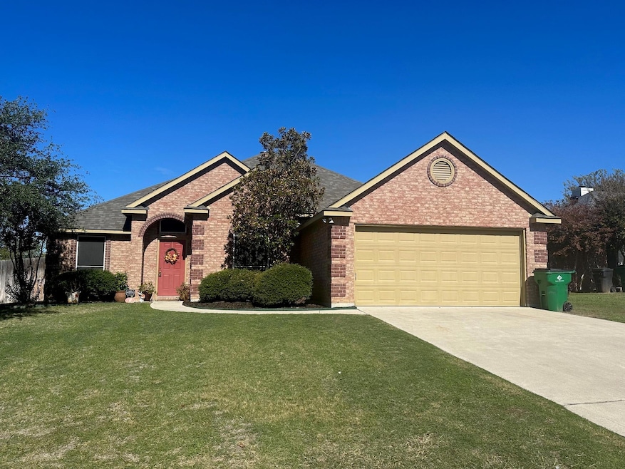 110 Ridge View Ct, Decatur, TX 76234 - photo 1