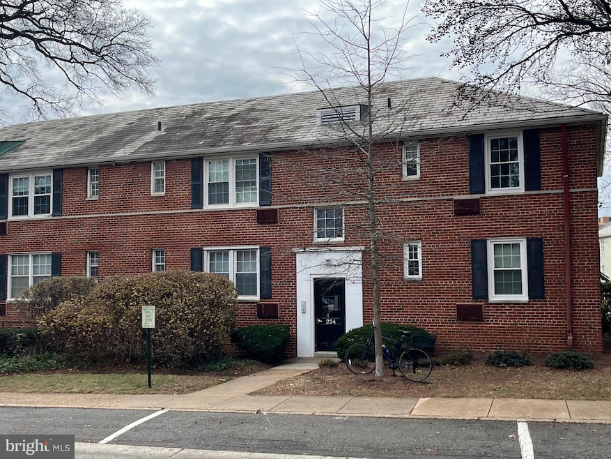 For Rent $1,900/month