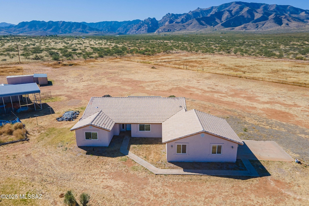 1176 W Trigger Ln, Cochise, AZ 85606 - photo 1