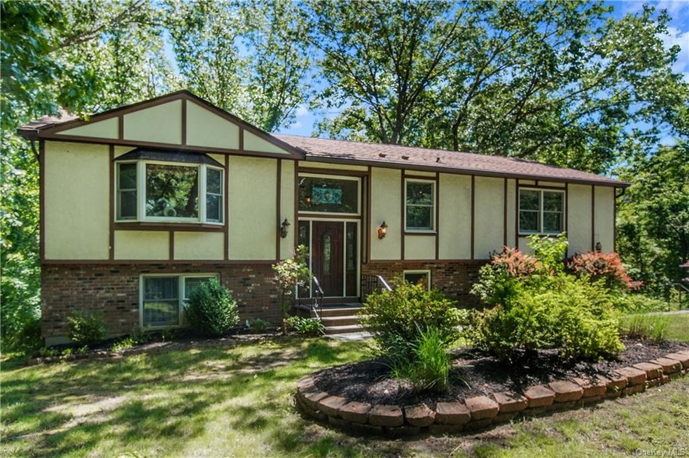 21 Stormytown Rd, Ossining, NY 10562 - photo 1