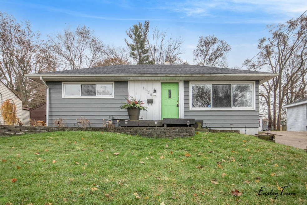 1136 Aberdeen St NE, Grand Rapids, MI 49505 - photo 1