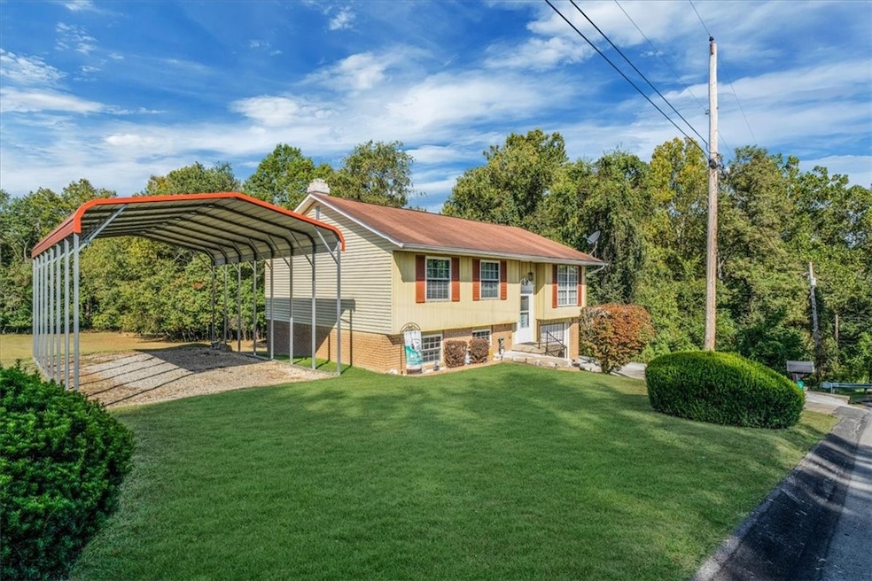 545 Allen Ave, Belle Vernon, PA 15012 - photo 1