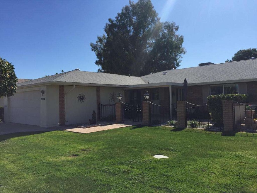 10713 W Venturi Dr unit 47, Sun City, AZ 85351 - photo 1