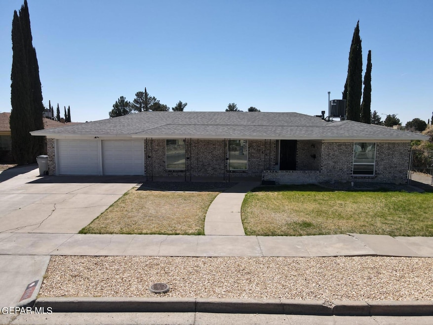 10404 Byway Dr, El Paso, TX 79935 - photo 1