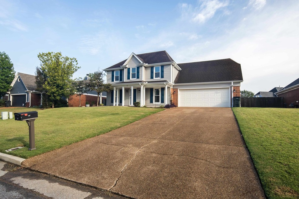 Sold $325,000 • Co-Listing Agent