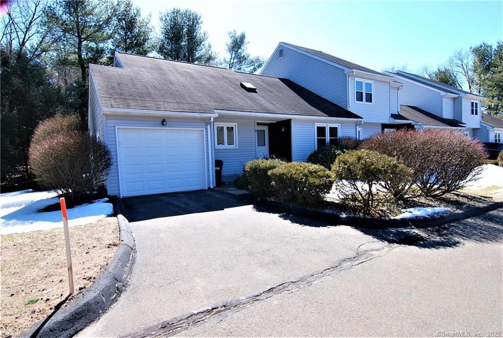 10 Eileen Dr unit 10, East Windsor, CT 06088 - photo 1