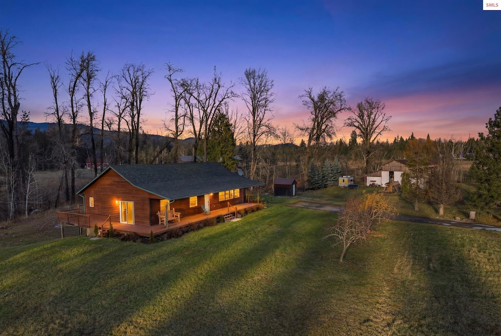 2844 McArthur Lake Rd, Naples, ID 83847 - photo 1