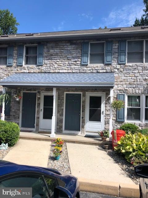 10 Maplewood Ave, Mohnton, PA 19540 - photo 1