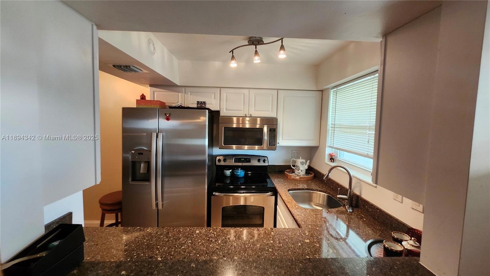 Under Contract $139,900