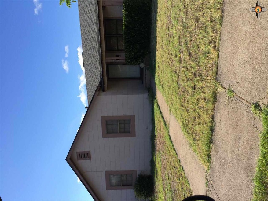 524 E Corbett St, Hobbs, NM 88240 - photo 1