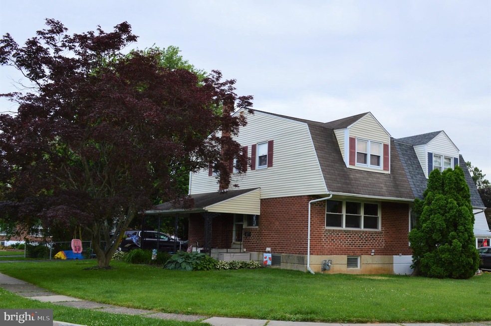 1541 Conway Dr, Swarthmore, PA 19081 - photo 1