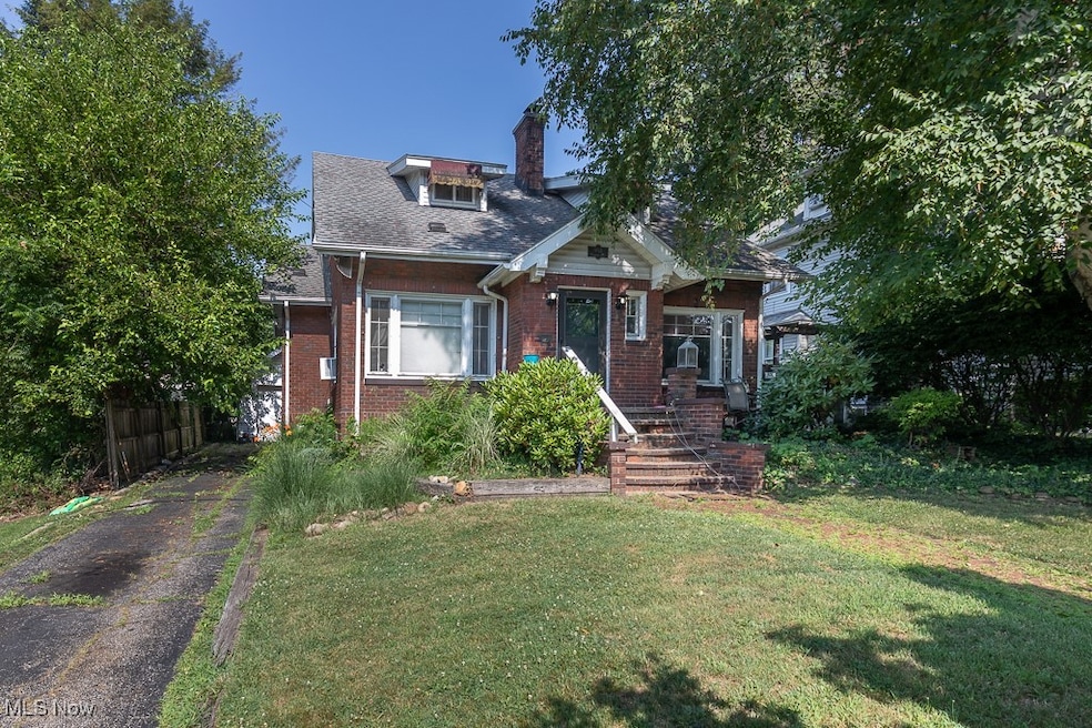 For Sale $120,500 • Co-Listing Agent