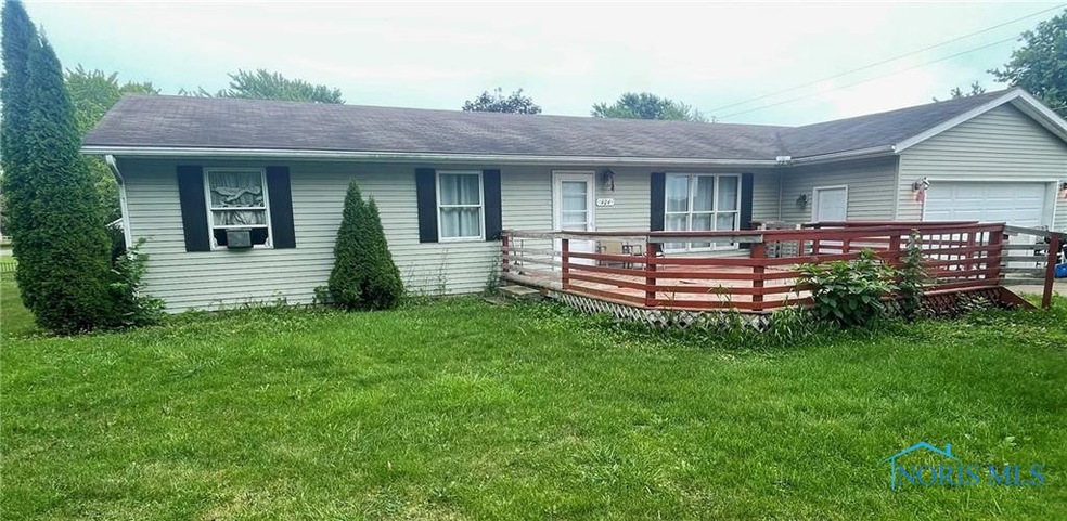 404 N Lincoln St, West Unity, OH 43570 - photo 1