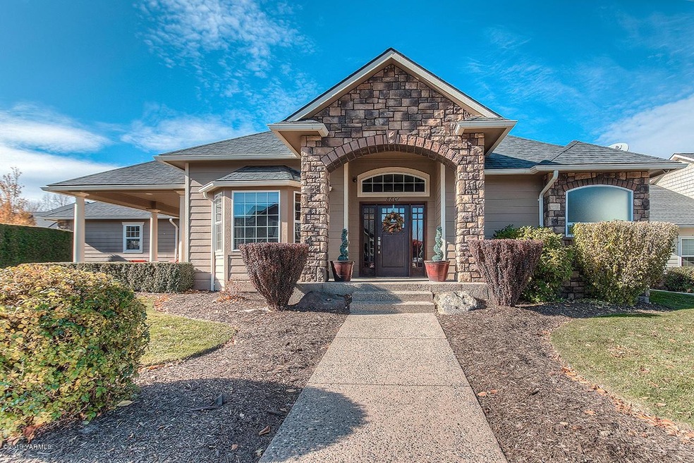 1 8801 Braeburn Loop