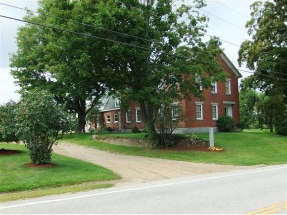 233 Water St, Boscawen, NH 03303 - photo 1