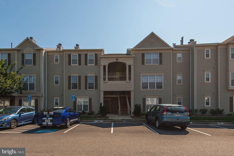 9255 Cardinal Forest Ln unit 201, Lorton, VA 22079 - photo 1