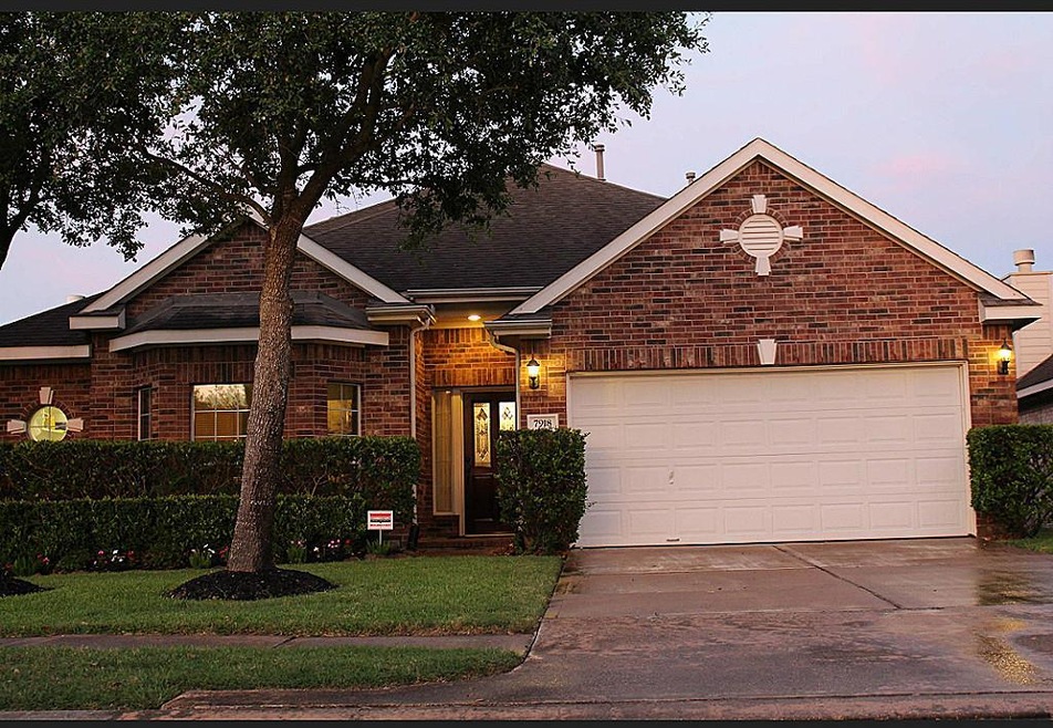 7918 Ingle Oak Dr, Houston, TX 77041 - photo 1