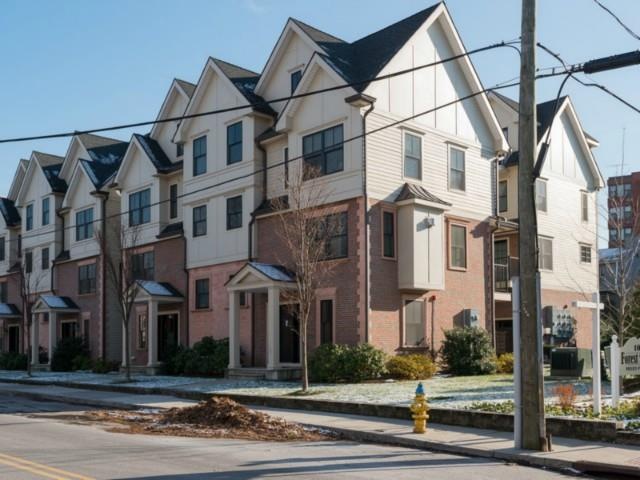 109 Forest St unit 15, Stamford, CT 06901 - photo 1