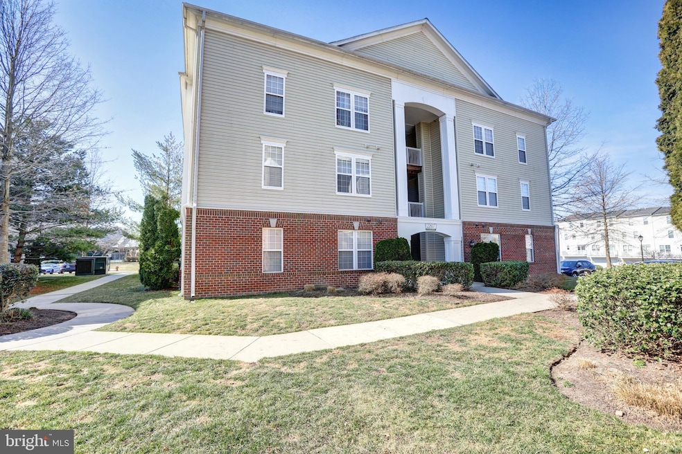 22607 Blue Elder Terrace unit 104, Ashburn, VA 20148 - photo 1