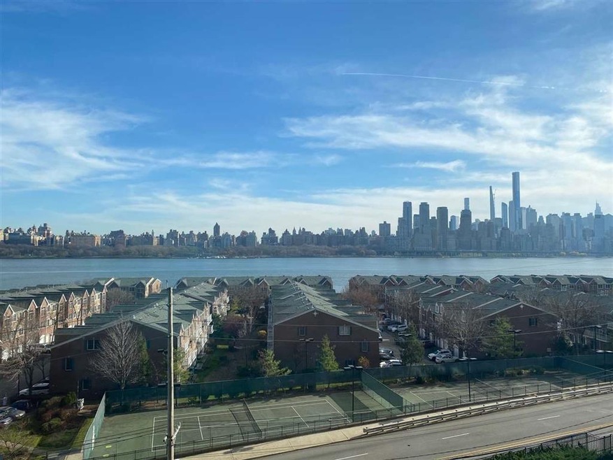 The Galaxy Towers unit 7N, Guttenberg, NJ 07093 - photo 1