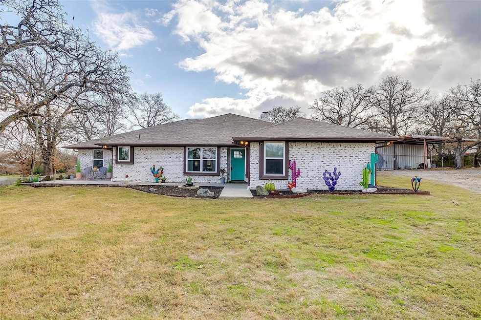 6316 Sundance Cir, Joshua, TX 76058 - photo 1