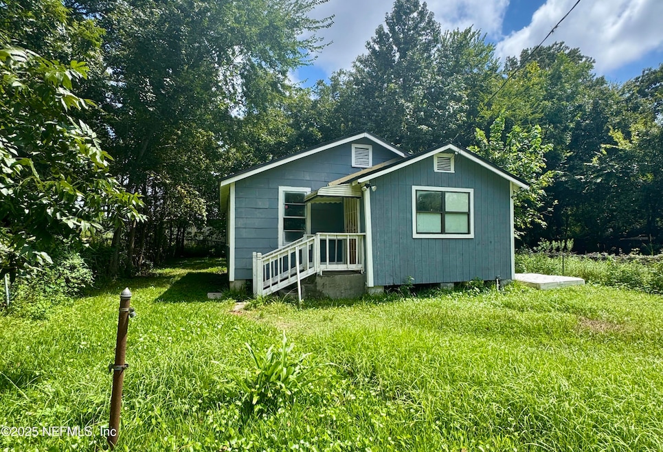 Rental available in Norwood