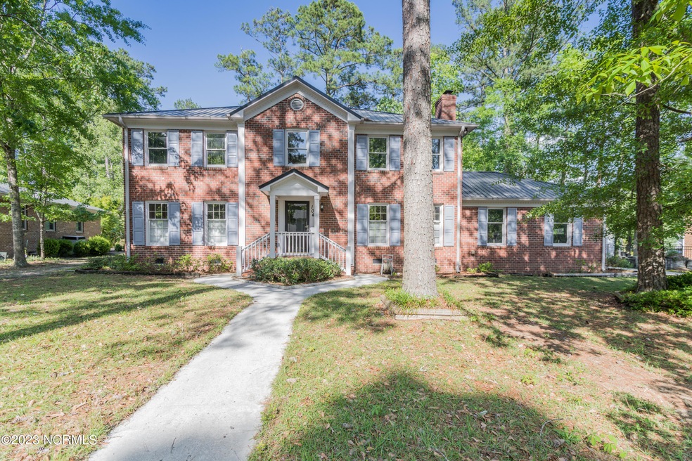 104 Bradford Ct, Jacksonville, NC 28546 - photo 1