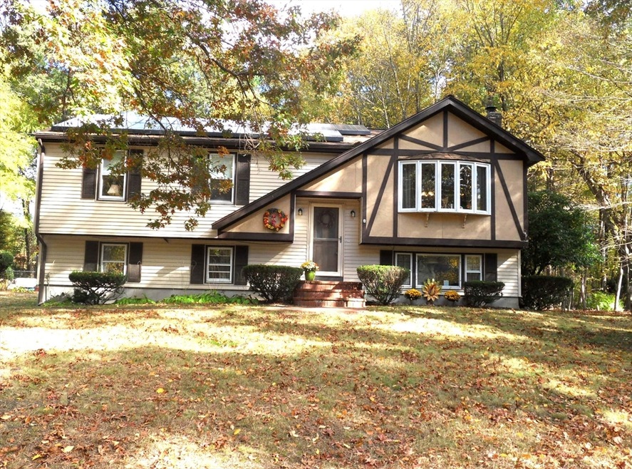 23 Gail Dr, Bellingham, MA 02019 - photo 1