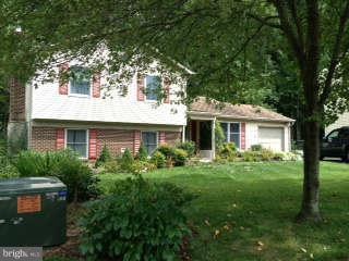 7775 Newington Woods Dr, Springfield, VA 22153 - photo 1