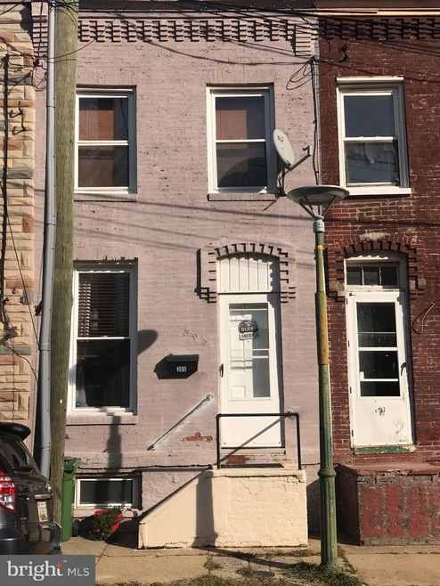 305 S Baylis St, Baltimore, MD 21224 - photo 1